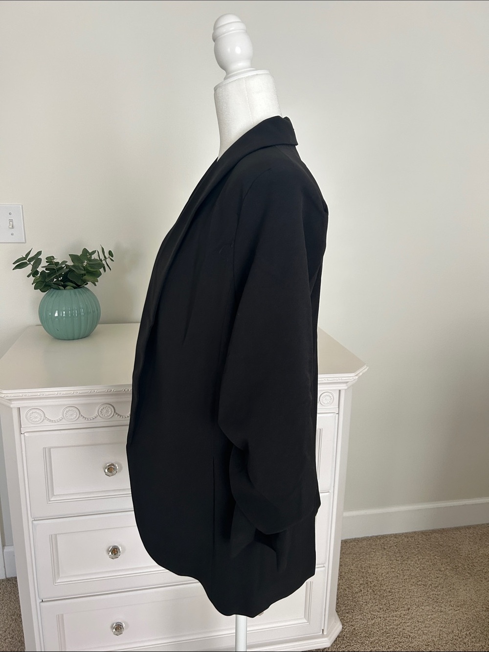 NWT eesome Black Open-Front Blazer - Picture 2 of 3